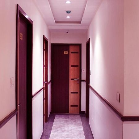 Hotel Saineel Bombay Esterno foto